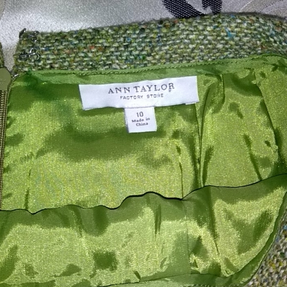 Ann Taylor wool blend skirt - Picture 3 of 4